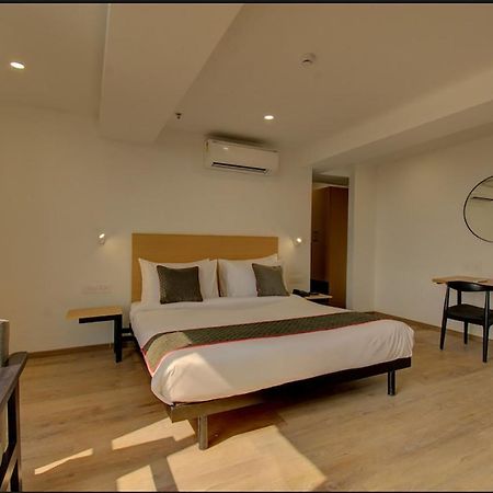 Shagun Hotel Vadodara Ngoại thất bức ảnh